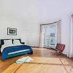Bel Appartement A Paris