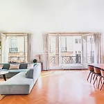 Bel Appartement A Paris
